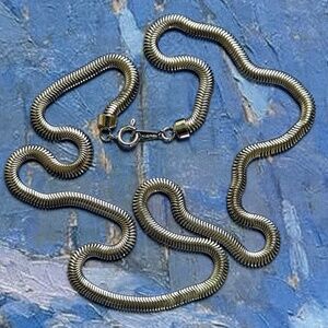 VINTAGE AVON Necklace Flat Snake Chain Silver 18"